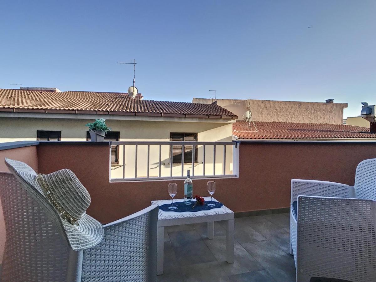 Il Bed And Breakfast Al Centro Castelsardo Exterior photo